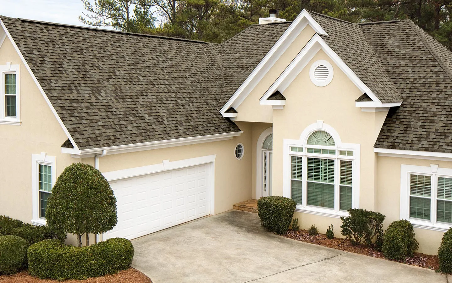 Sacramento-area home with a completed asphalt shingle roof